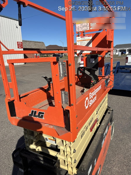 2025 JLG ES1932