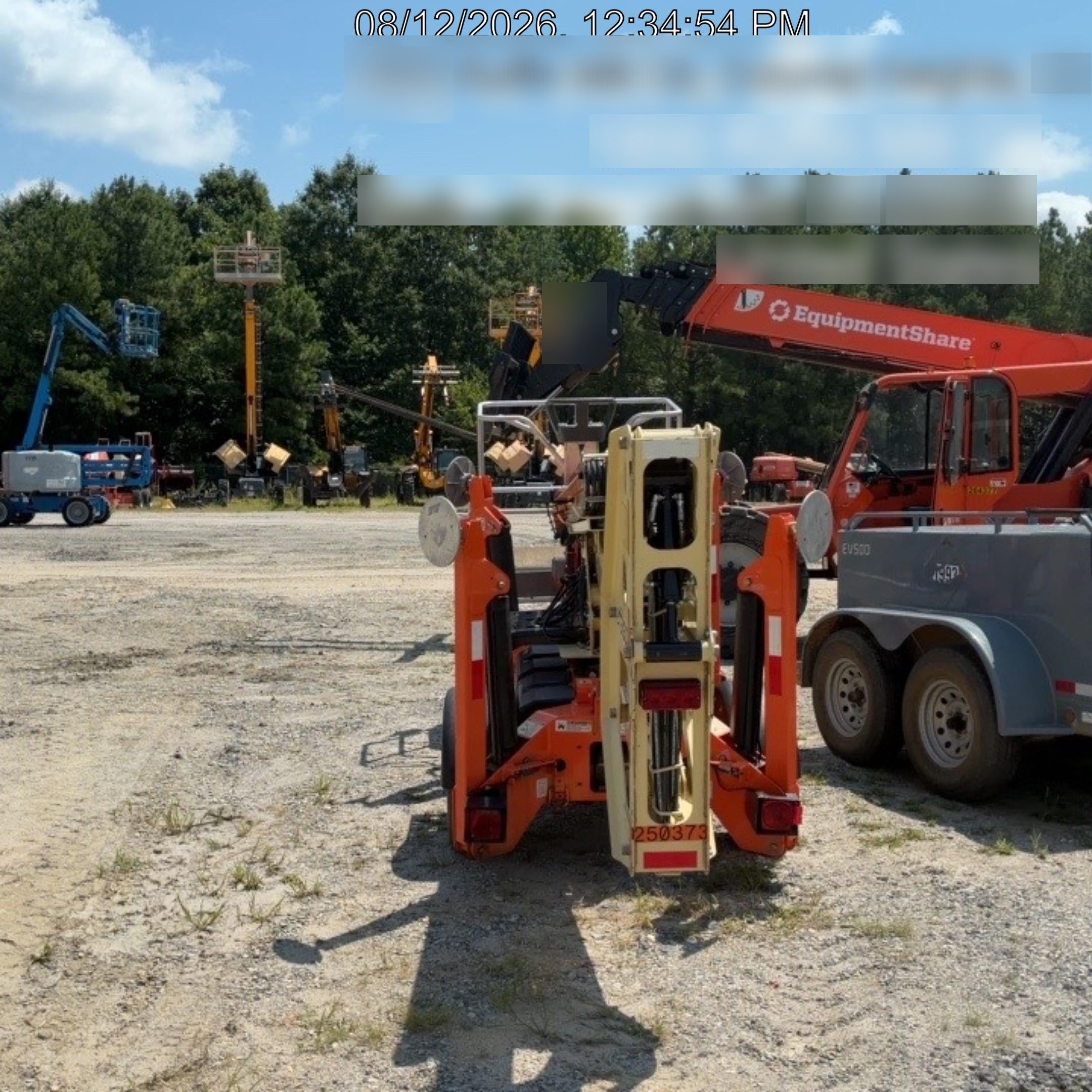 2022 JLG T350