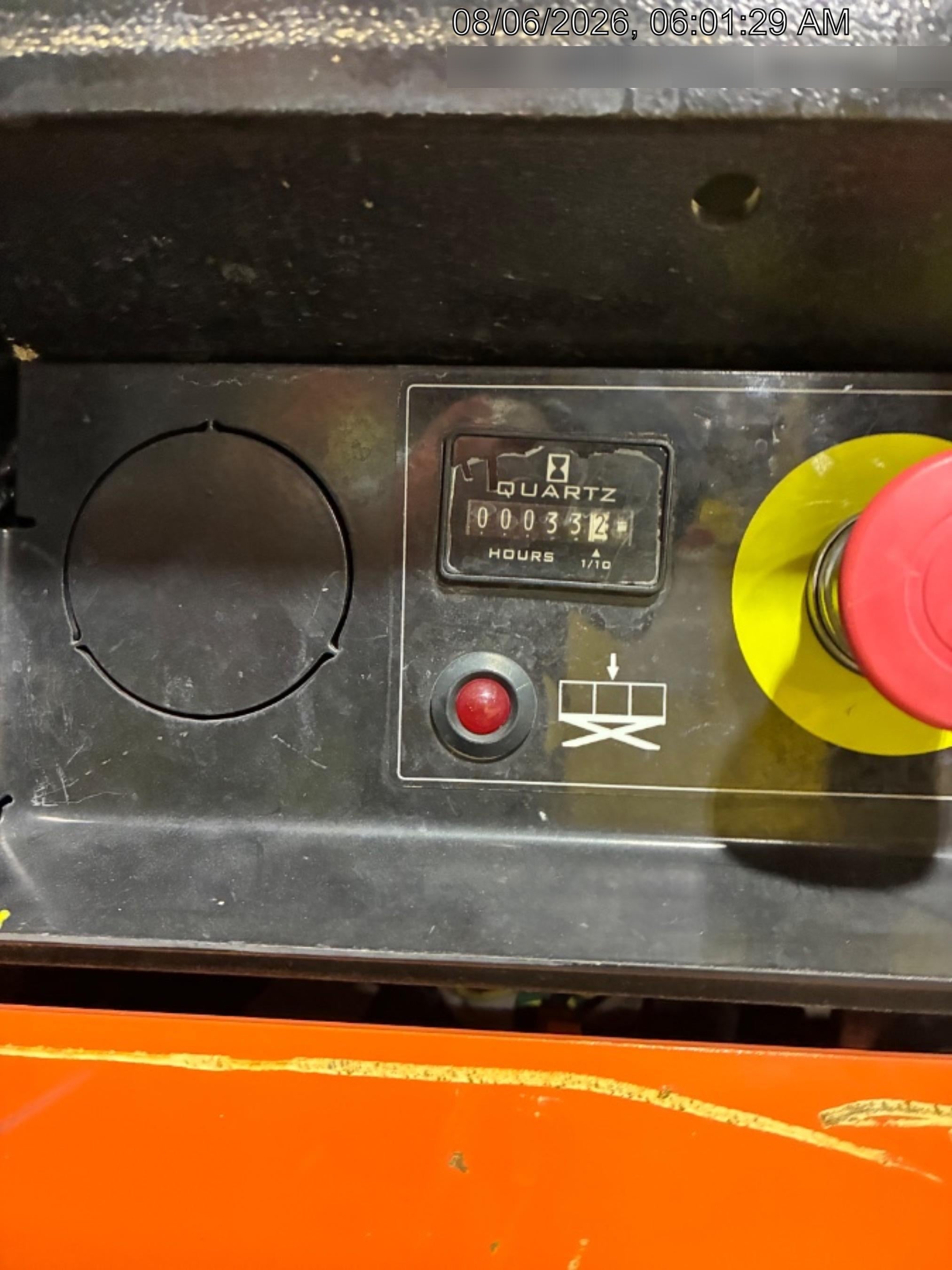 2022 JLG ES3246