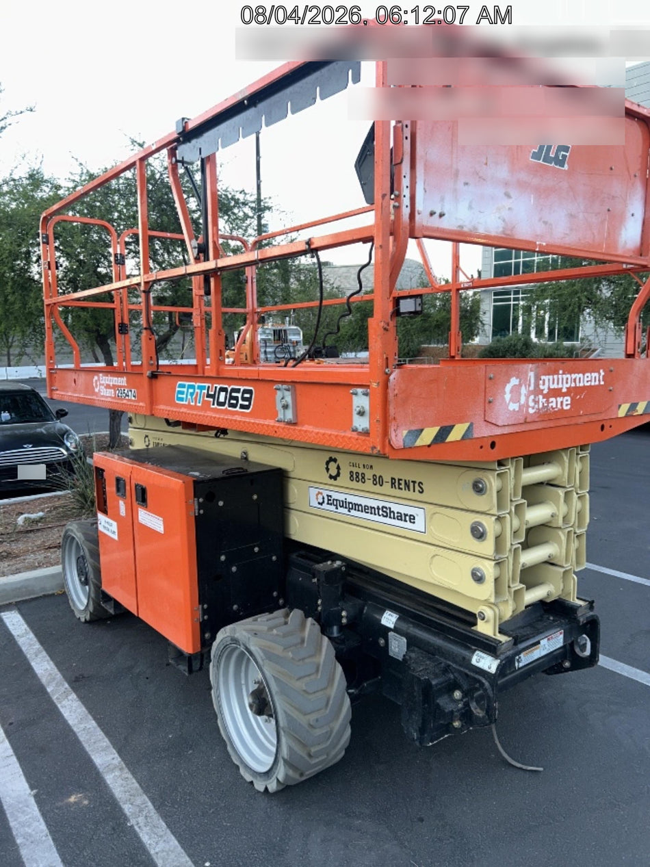 2023 JLG ERT4069