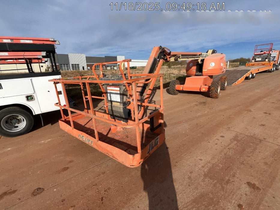 2019 JLG 460SJ
