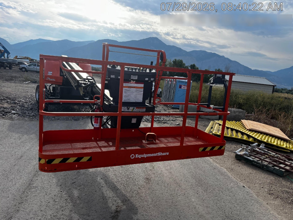2025 JLG 660SJ