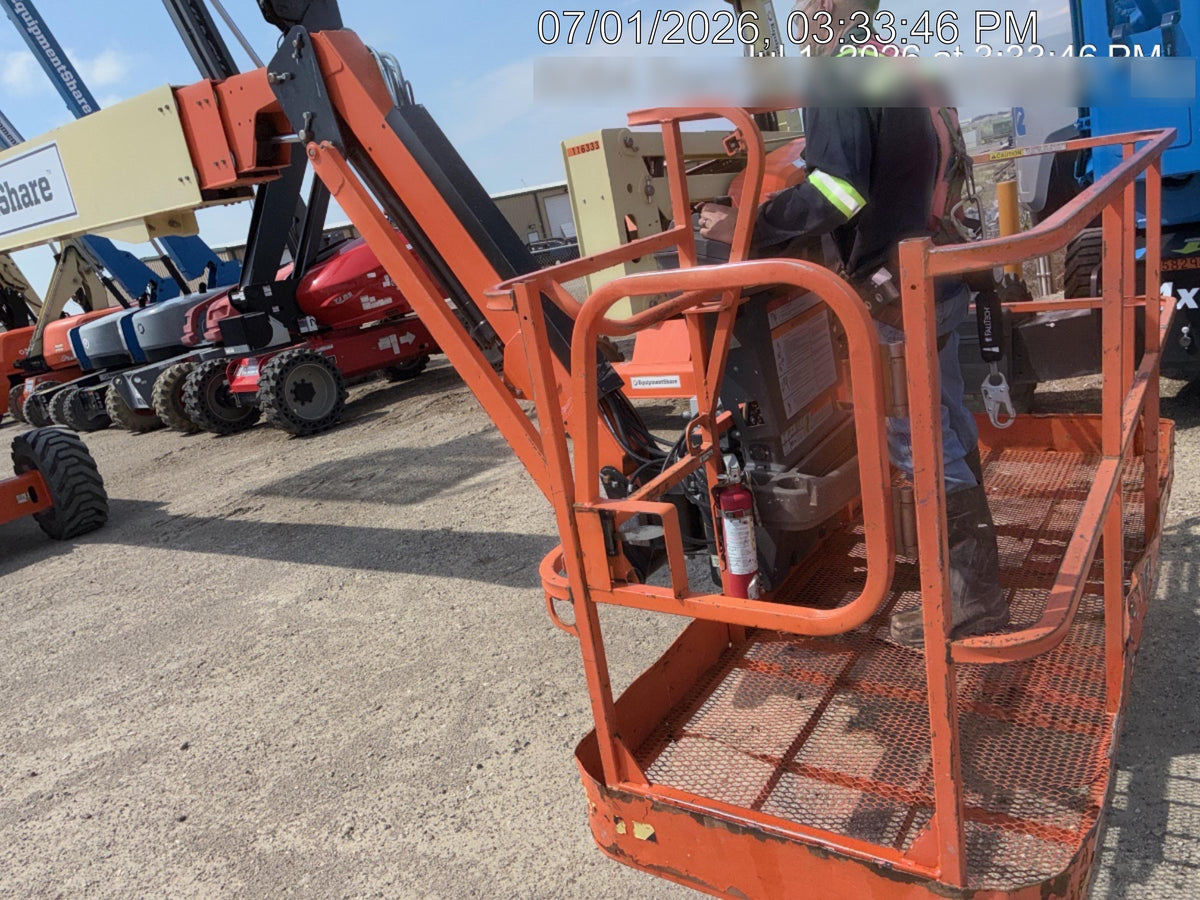 2021 JLG 860SJ