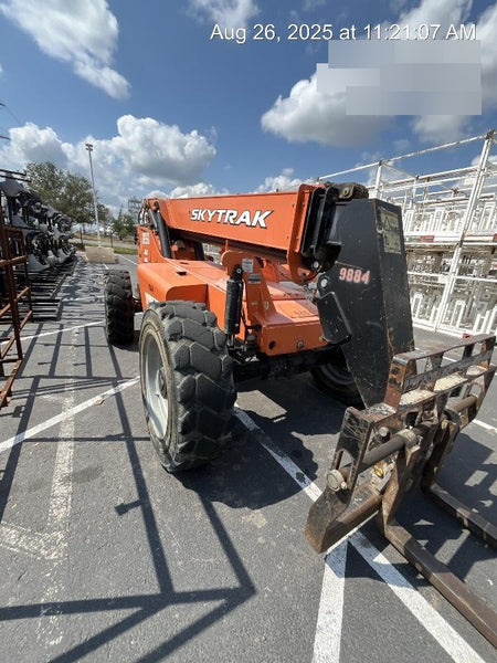 2018 Skytrak 8042 JLG Skytrak 8042, Solid Tires (shipping-Boss), Open ROPS, Beacon and Work Light Package