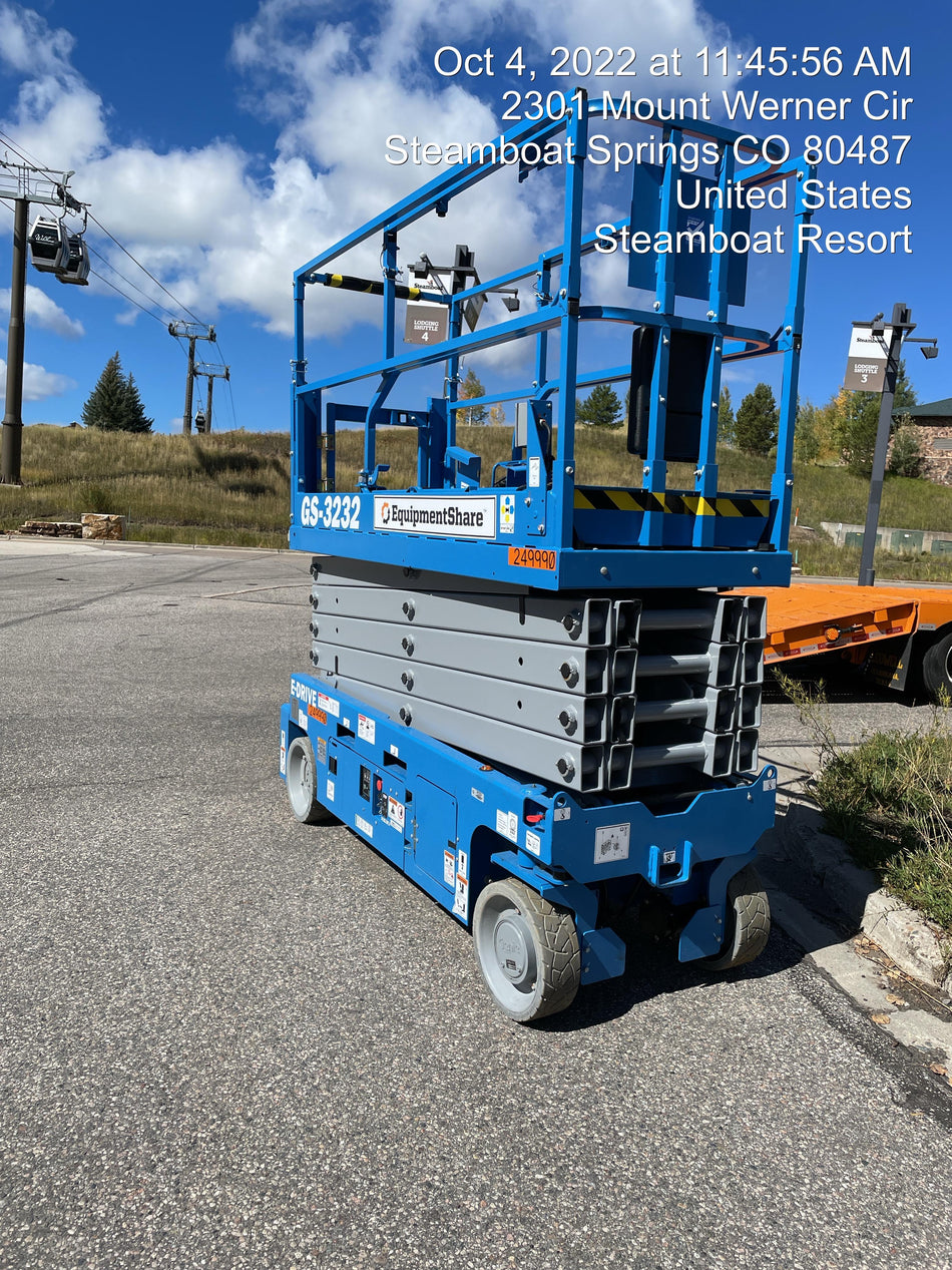 2022 GENIE GS-3232