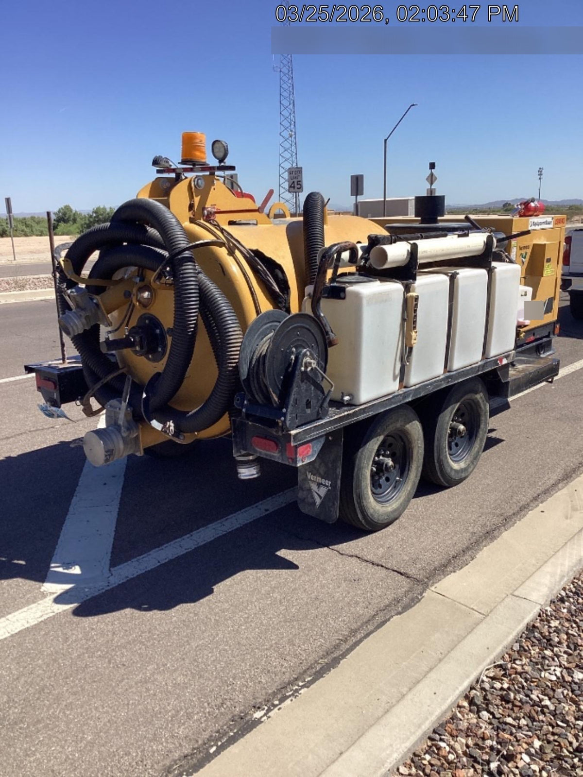 2022 VAC-TRON LP573XDT