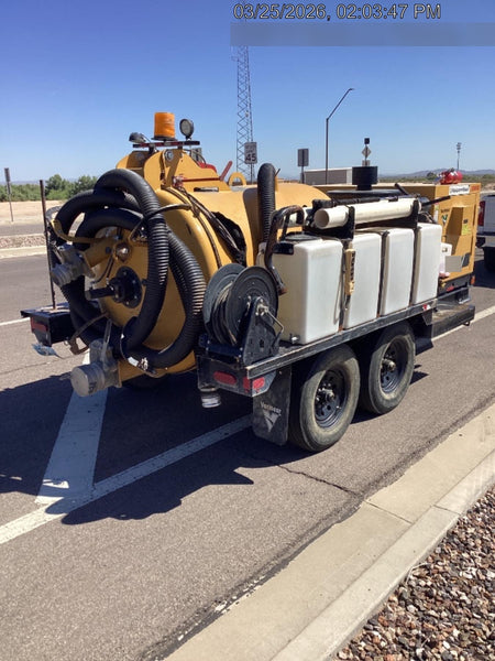 2022 VAC-TRON LP573XDT