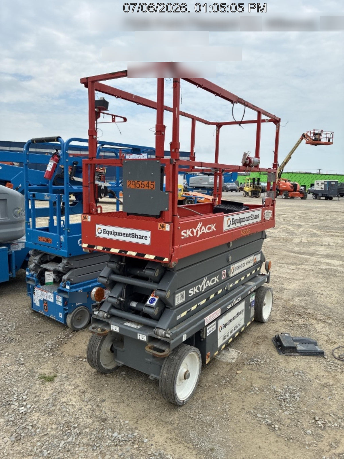2023 SKYJACK SJ3226