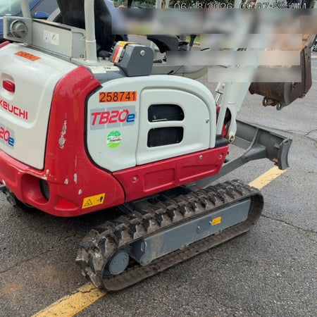 2022 TAKEUCHI TB20e