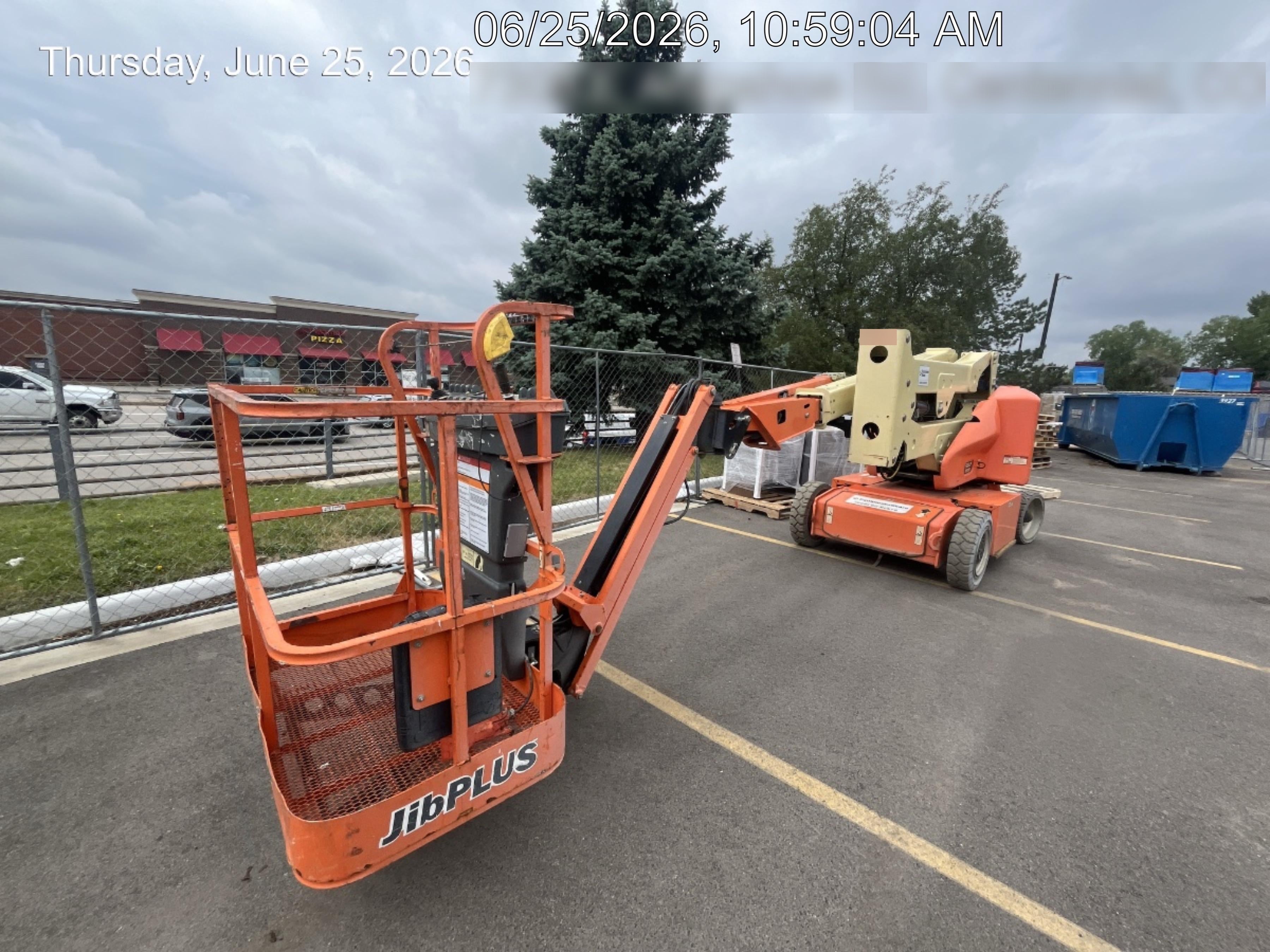 2019 JLG E400AJPN