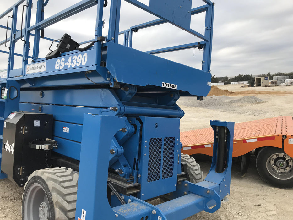 2020 GENIE GS-4390 RT