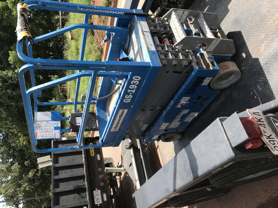 2018 Genie GS-1930 Genie GS-1930 w/Fixed Rail, Chain Entry