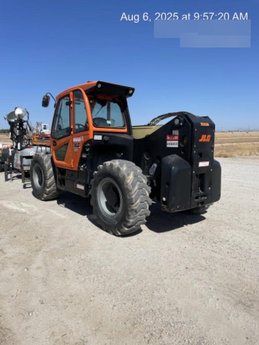 2021 JLG 1732