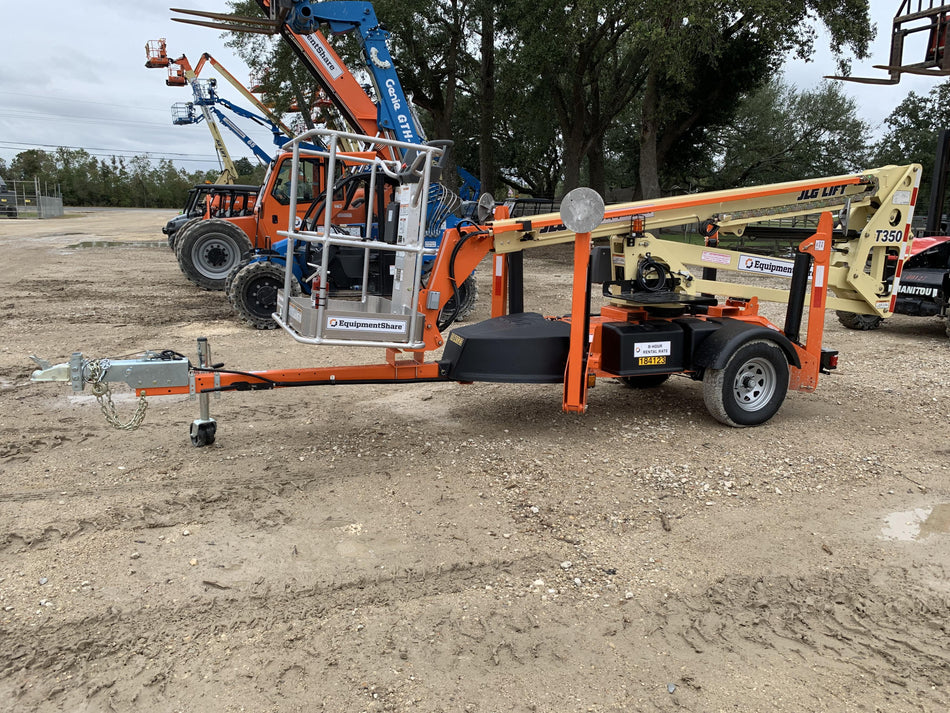 2021 JLG T350