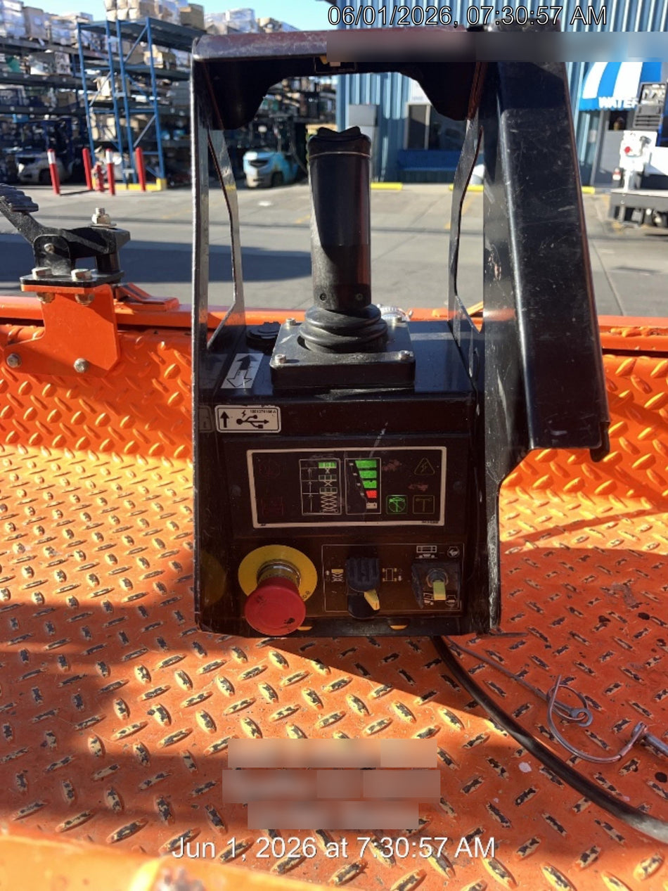 2022 JLG ES2632