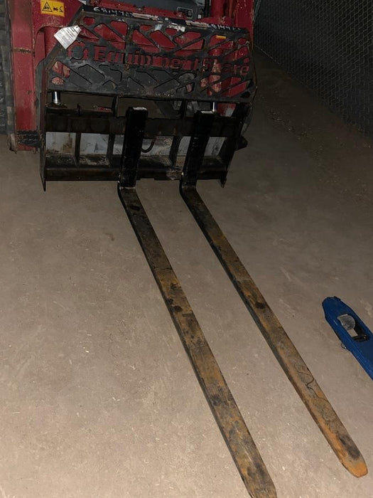 2020 PALADIN 48" Pallet Forks - Paladin