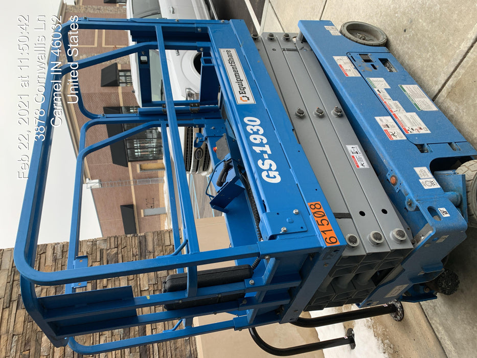 2020 Genie GS-1930 Solid Non Marking Tires, Beacon, Folding rails with half height swing gate