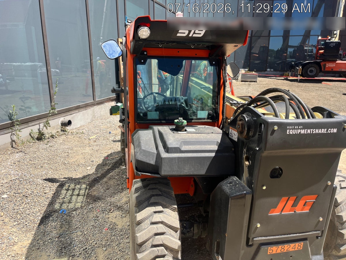2025 JLG 519