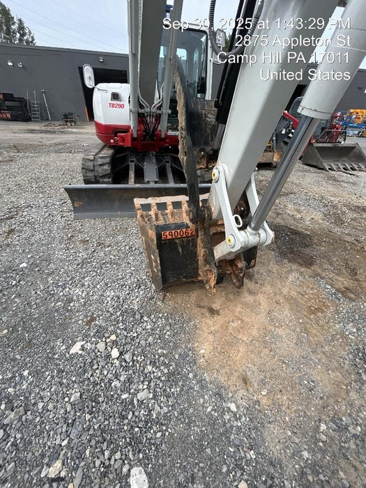 2025 TAKEUCHI 36" Bucket - Takeuchi