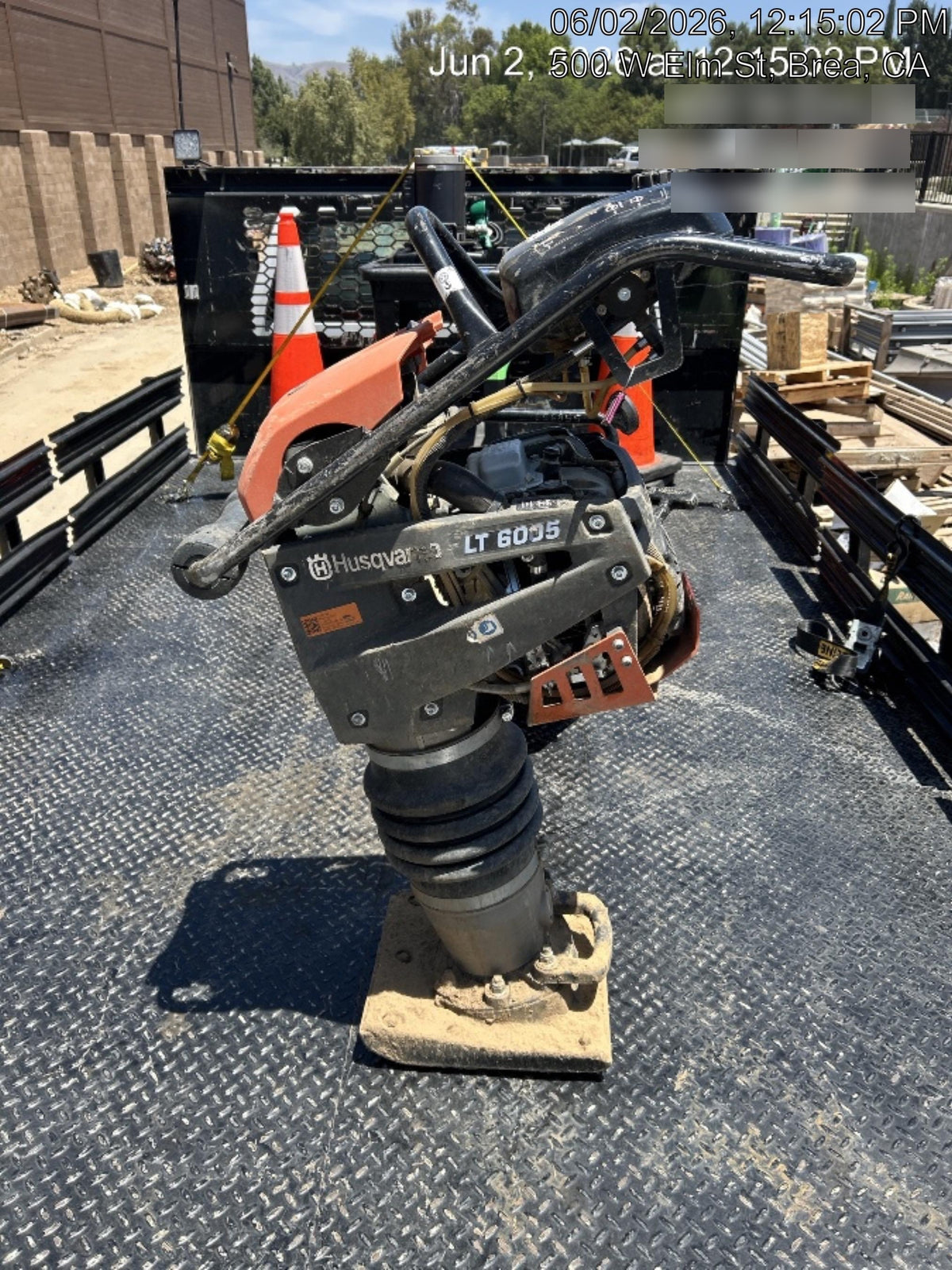 2025 HUSQVARNA LT6005