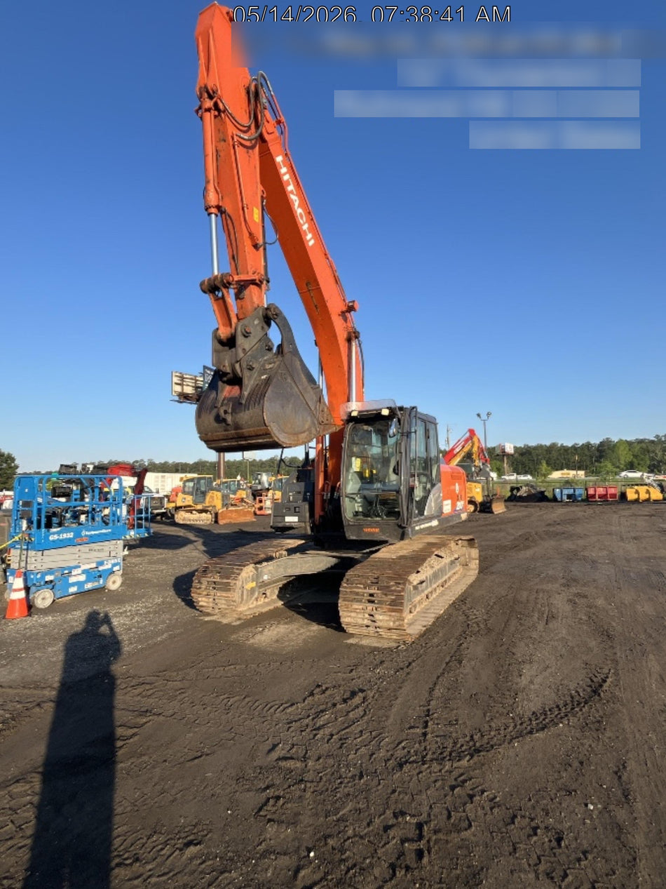 2023 HITACHI ZX210LC-6