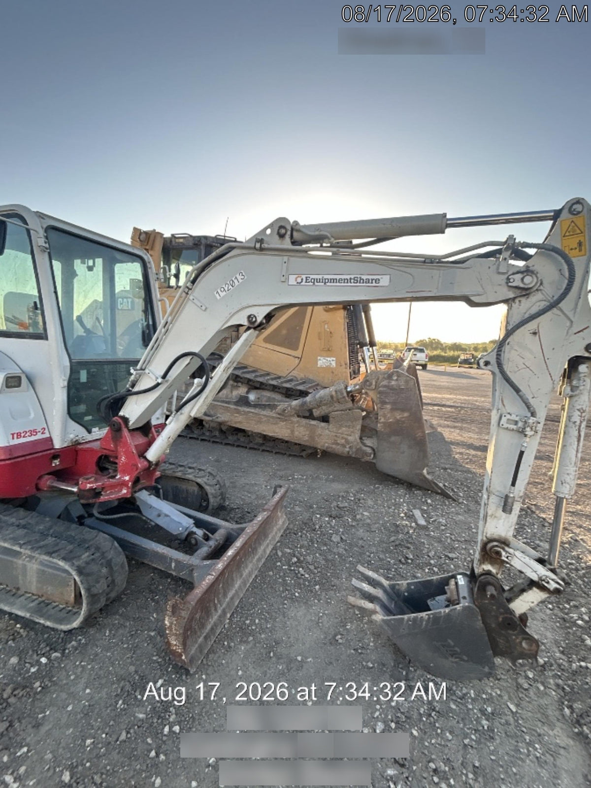 2021 TAKEUCHI TB235-2CR