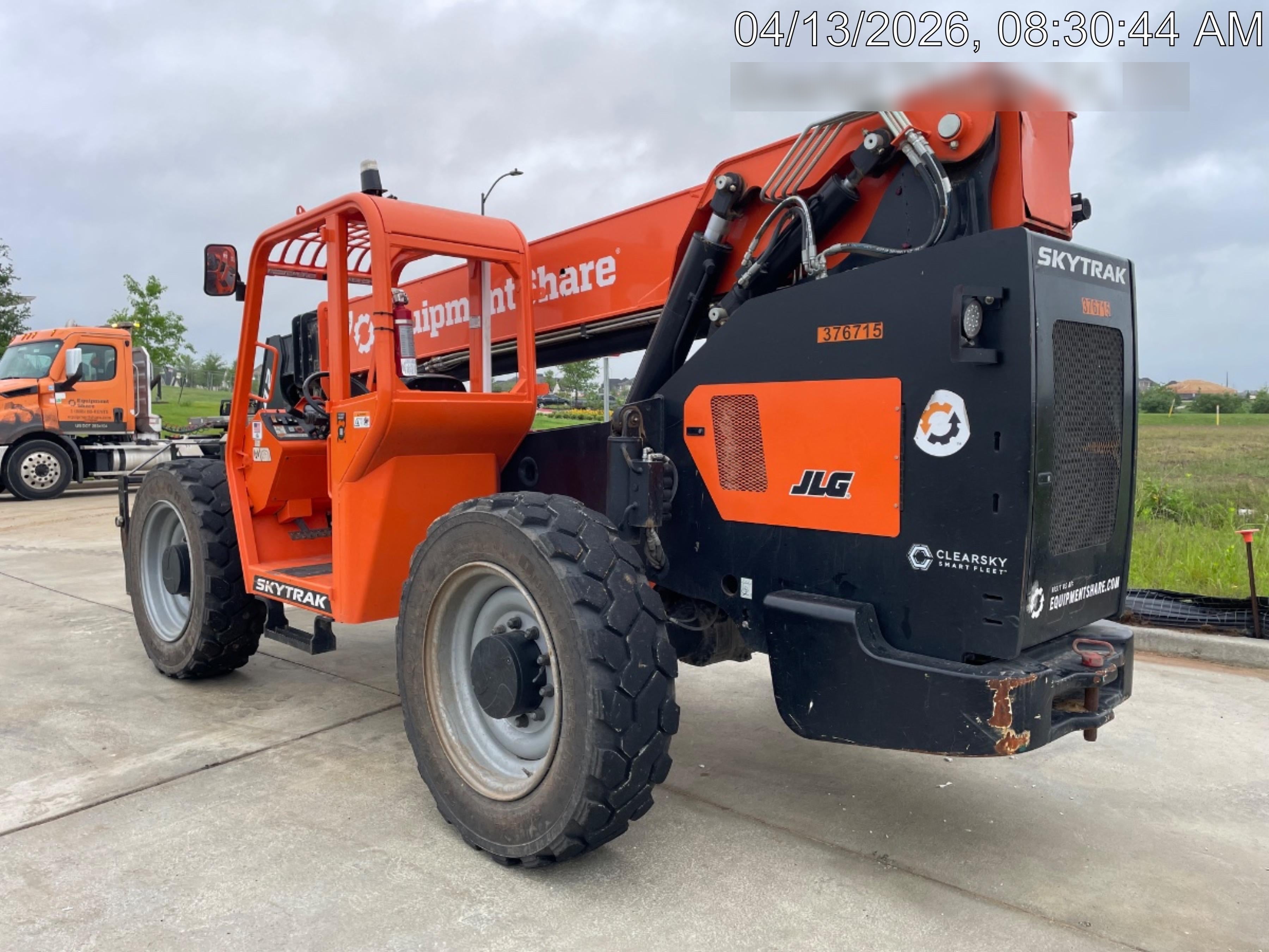 2023 SKYTRAK 8042