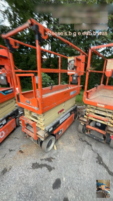 2022 JLG ES1932