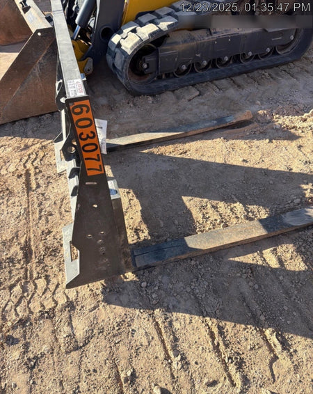 2026 ARROW MATERIAL HANDLING 72" Pallet Forks - Arrow