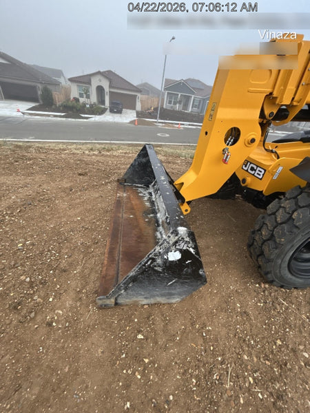 2025 JLG 1001100823
