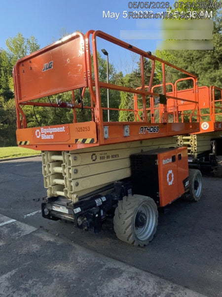 2023 JLG RT4069