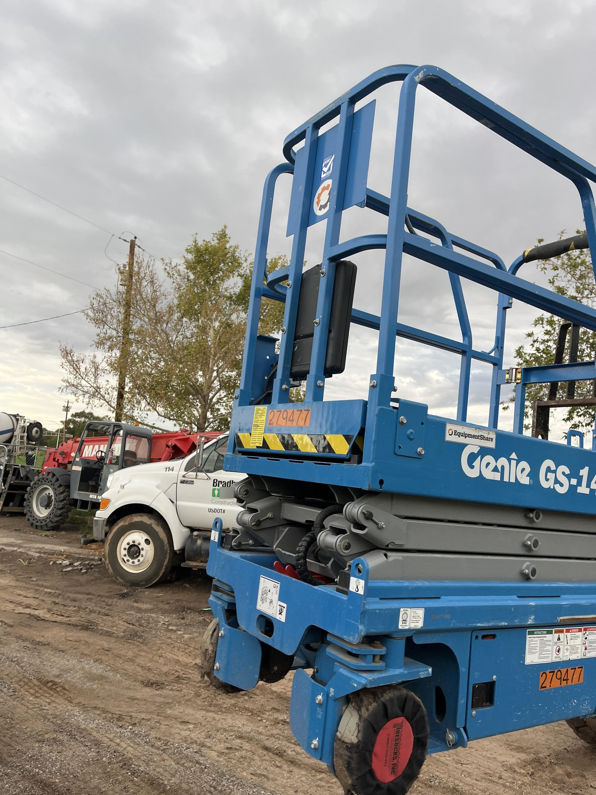 2022 GENIE GS-1432