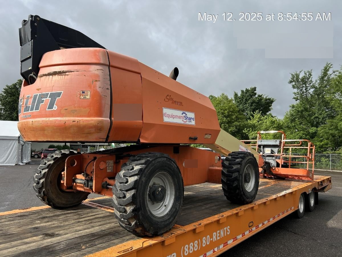 2004 JLG 600S 4WD