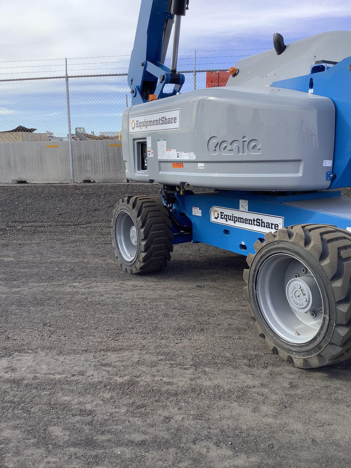 2020 GENIE Z-80/60