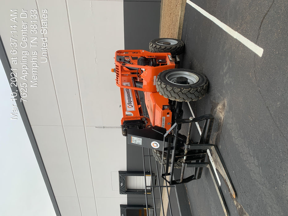 2020 Skytrak 8042 74 Hp, FF Tires, Work Lights, Beacon, Aux Hydraulics, Back up Alarm, Lifting Eye, ES Decals