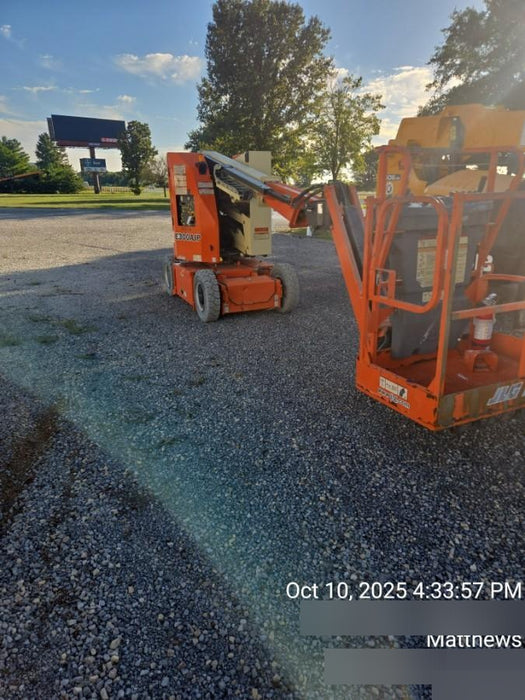 2019 JLG E300AJP