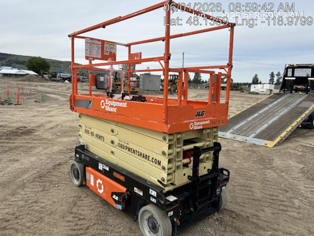2025 JLG ES3246