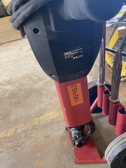 2020 HILTI TE 3000-AVR