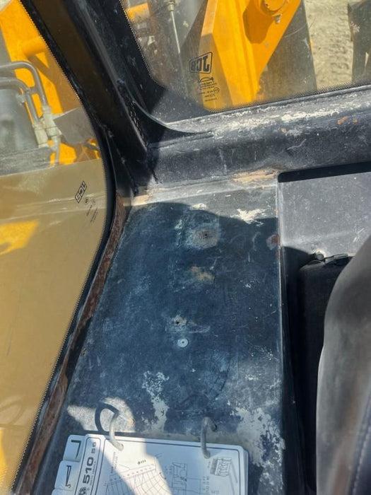 2020 JCB 510-56 Canopy, 74 HP, Solid Tires, STD Worklight, Beacon, Aux Hydraulics, Lifting Eye, Back up Alarm w/66" Carriage/60" Forks