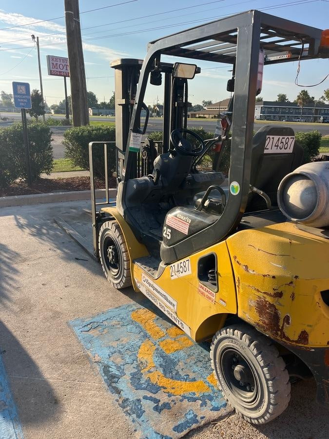 2022 KOMATSU FG25T-16