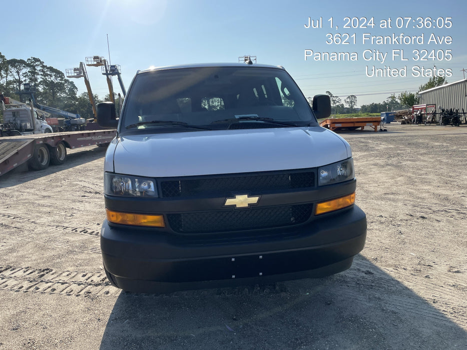 2023 CHEVROLET Express Van - Rental