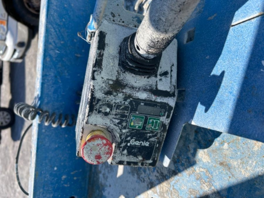 2020 GENIE GS-2632