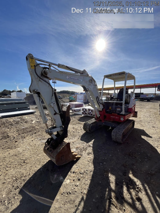 2021 TAKEUCHI TB235-2R