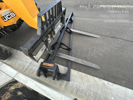 2024 JLG 1001275853