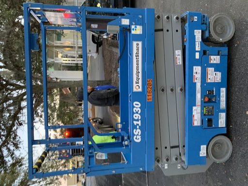 2020 Genie GS-1930 Solid Non Marking Tires, Beacon, Folding rails with half height swing gate