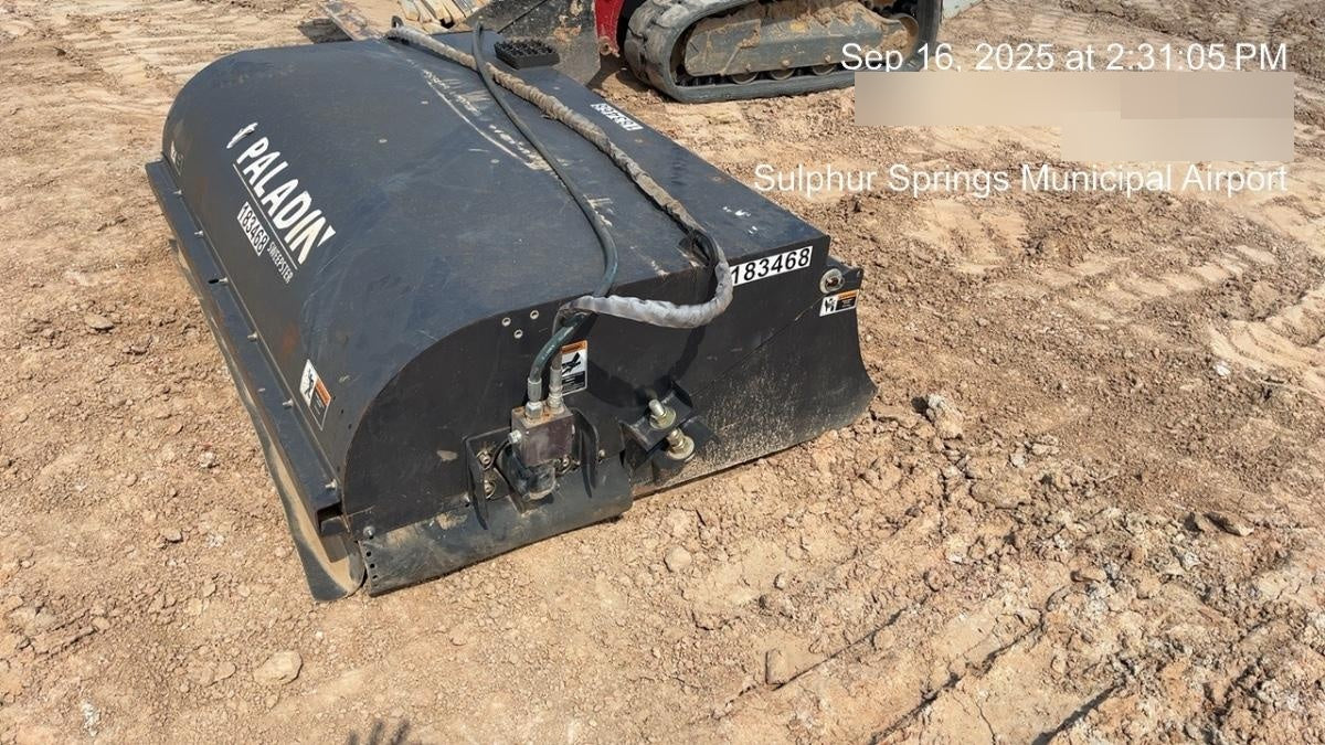 2021 PALADIN Sweepster SB72