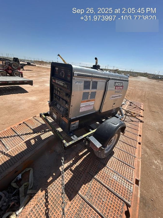 2019 Lincoln Electric Vantage 322 Welder Ready-Pak 3, Two wheel trailer, Fender and Light kit, Cable Rack