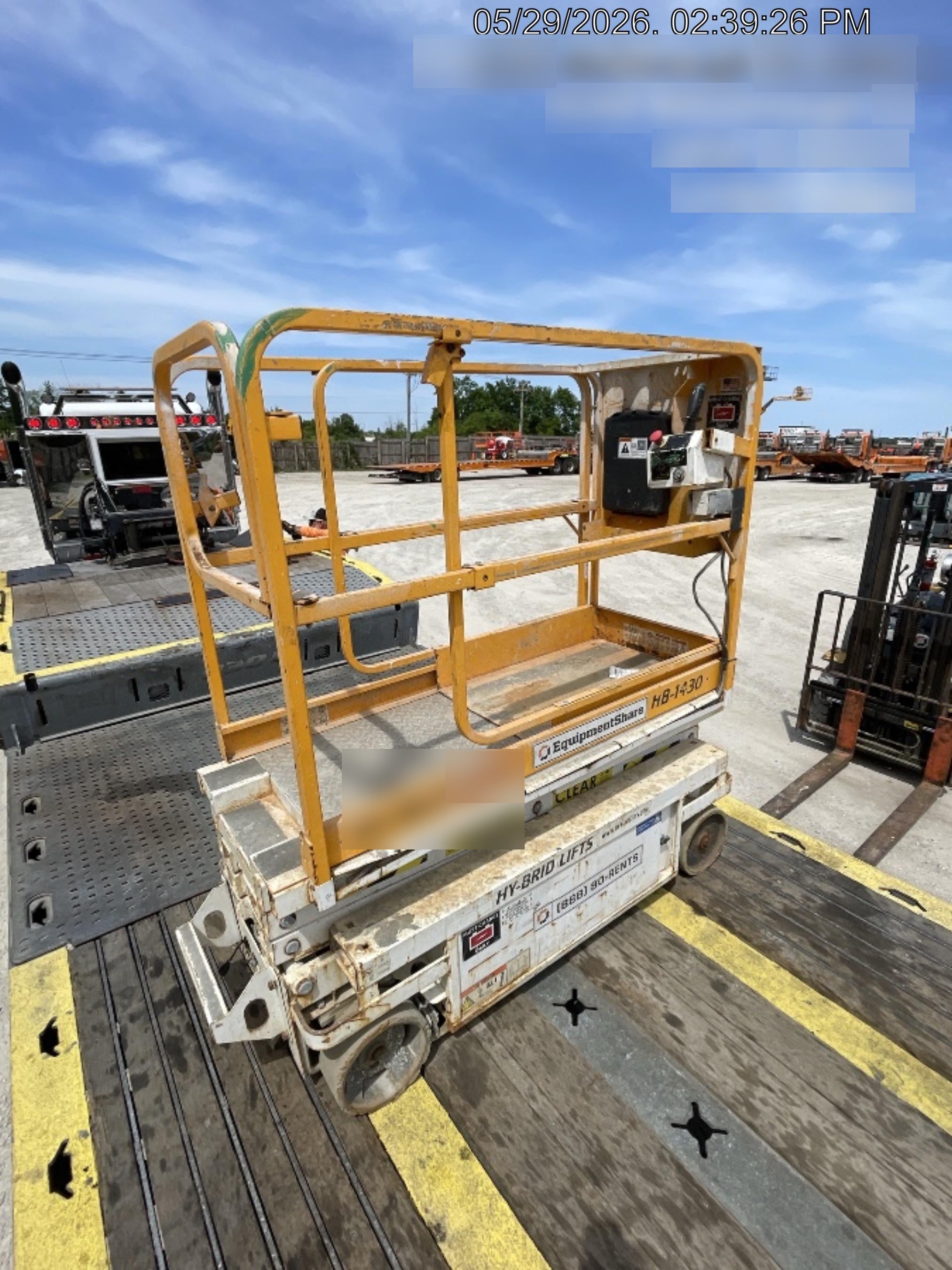 Custom Equipment HB-1430 <ul>
 <li>Hy-Brid Scissor Lift</li>
  <li>Platform capacity up to 670 lbs.</li>
  <li>Working height up to 20 ft</li>
  <li>Weighs under 1,700 lbs.</li>
  <li>Non-marking wheels </li>
</ul>