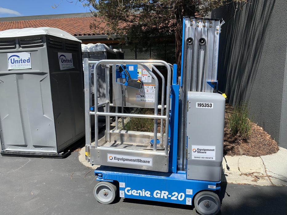 2021 GENIE GR-20
