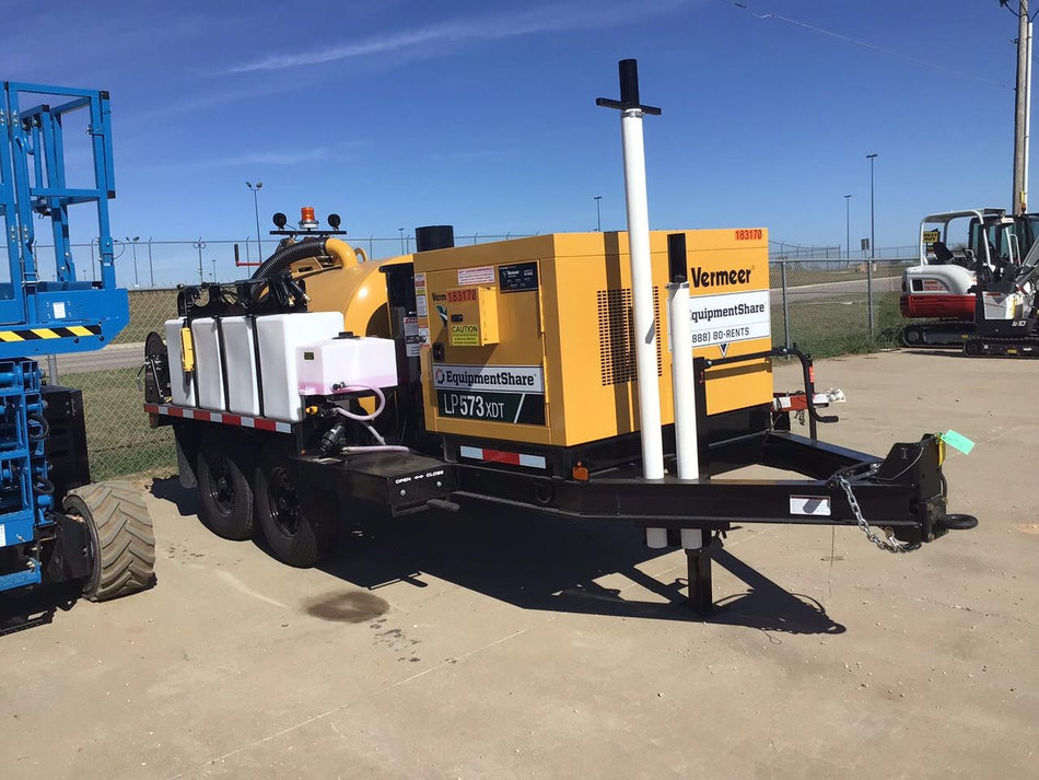 2021 VAC-TRON LP573XDT